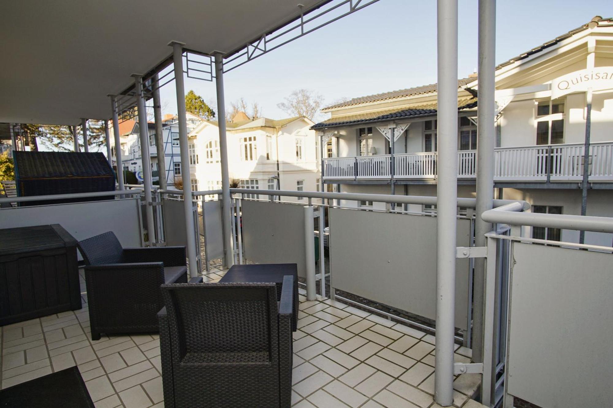Zentrale Fewo Mit Balkon, Gratis Nutzung Vom Ahoi Erlebnisbad Und Sauna In Sellin - Villa Buskam Fewo 27 Goehren  Exterior foto